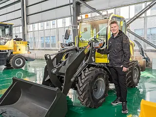 Nabavka građevinskih mašina iz Kine - poseta fabrici