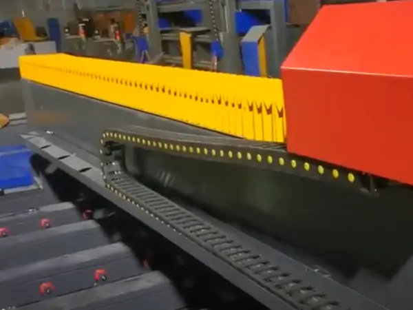 Inspekcija mašine u Kini u toku izrade